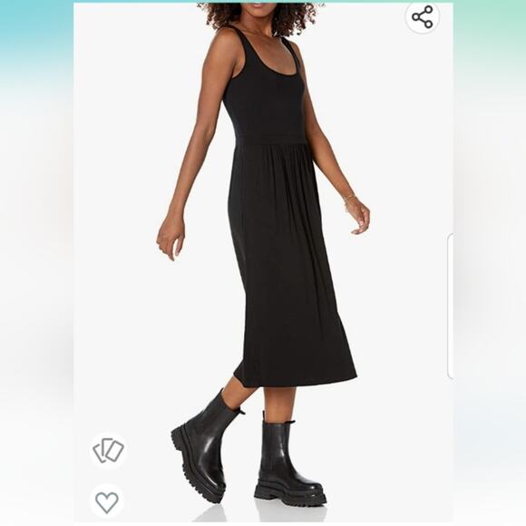 Soft Black Dress with Pockets - Picture 2 of 7